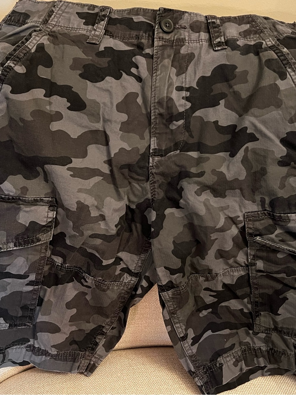 Sonoma Men’s Size 30” Camouflage Camo Cargo Shorts Gray Black Army